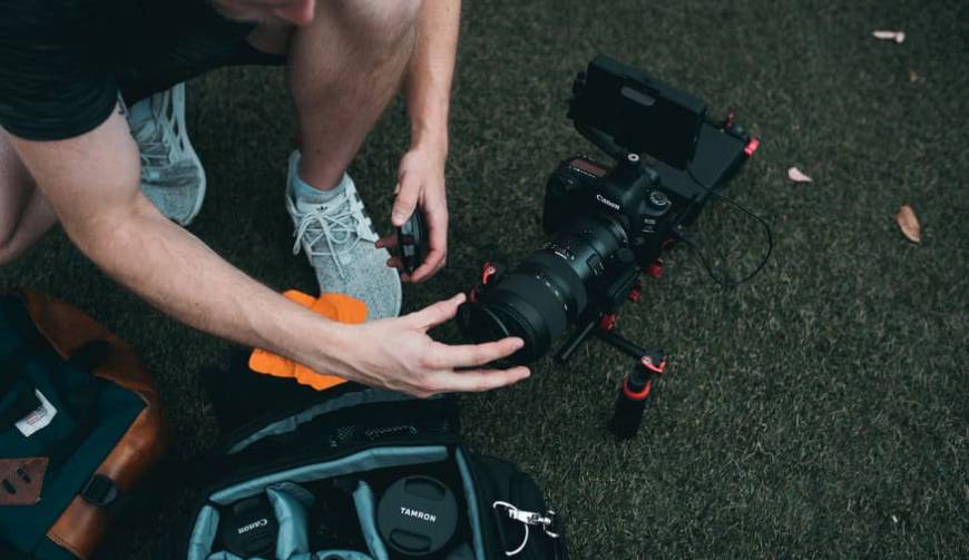 色彩心理学×动态美学，西和县产品视频拍摄公司唤醒感官冲击力